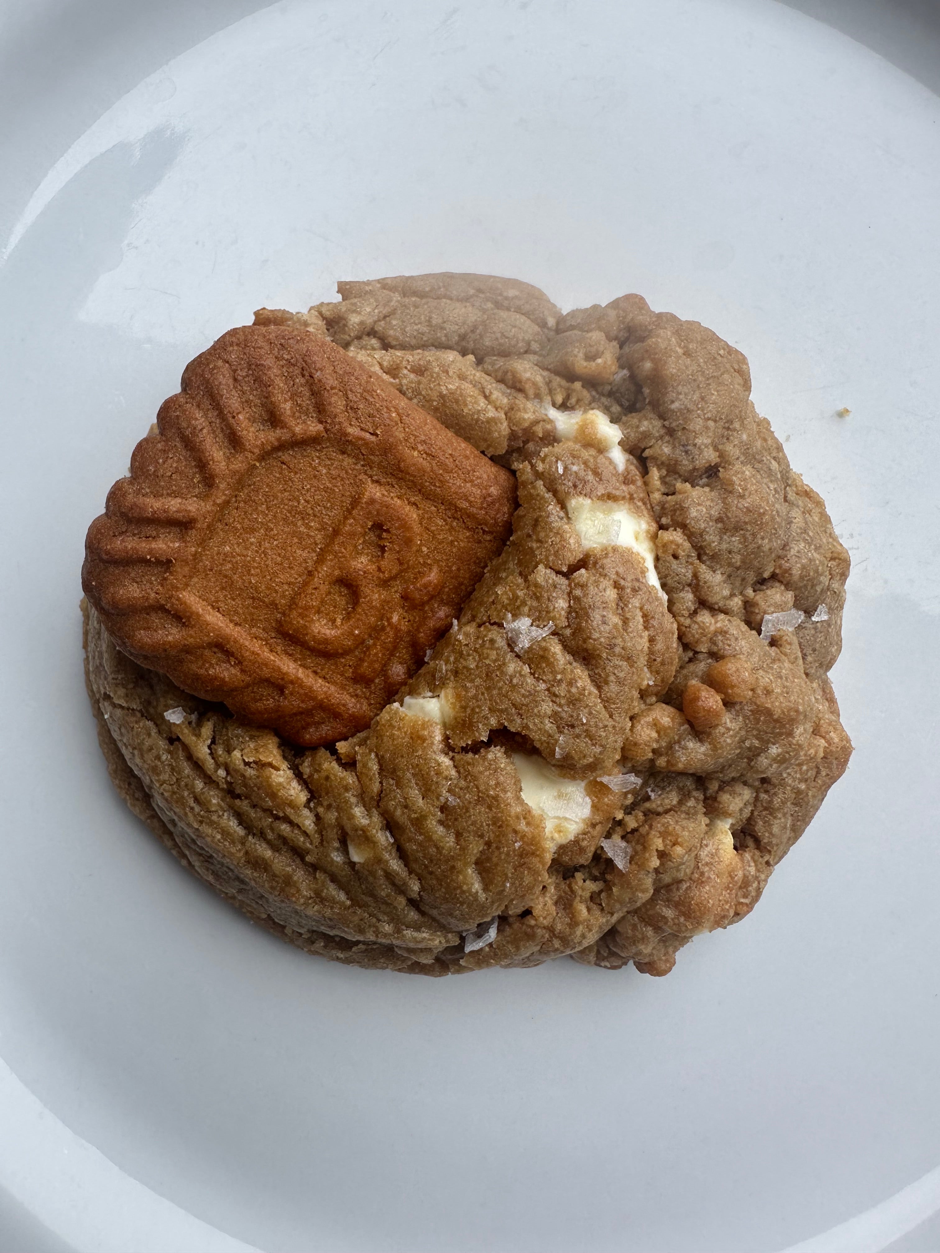 White Chocolate Chunk Cookie Butter Cookie